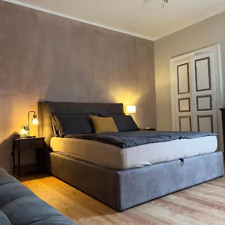 Apartament Plaza